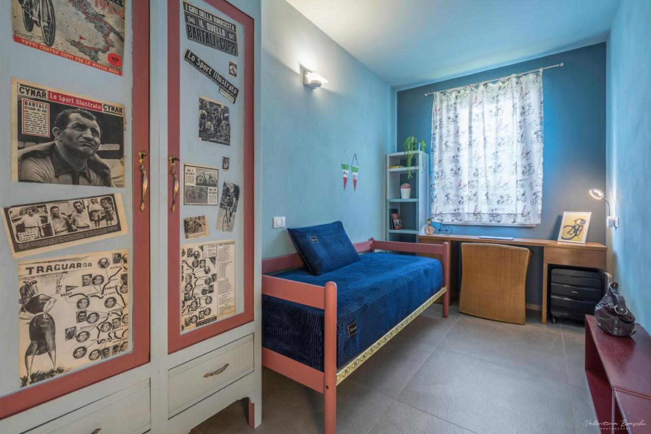 Draisina Bike Apartments Due Oleggio Castello Exterior photo